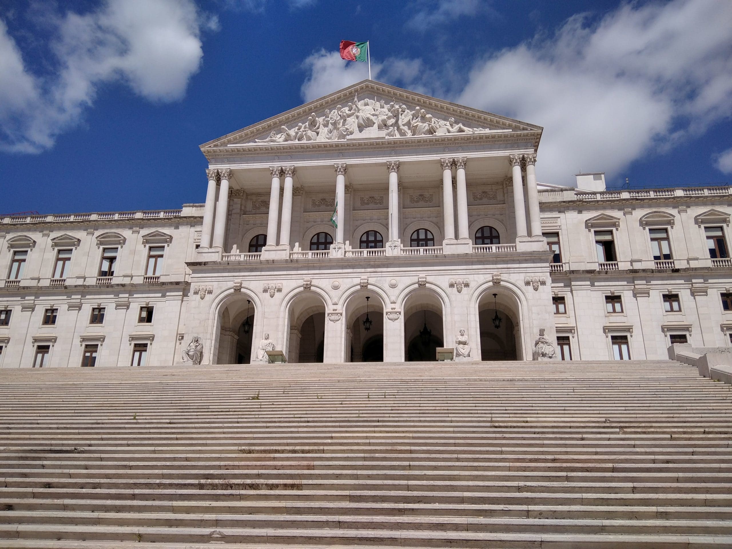 Gerechter, grüner, digitaler Portugal hat die EURatspräsidentschaft