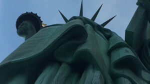 Miss Liberty von unten