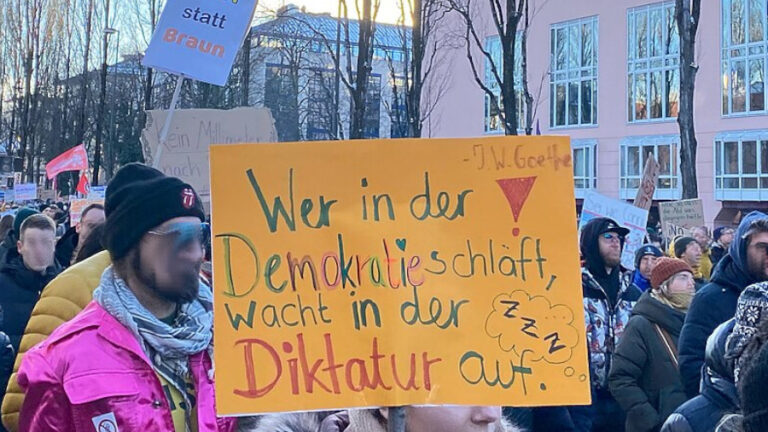 Demos gegen rechts