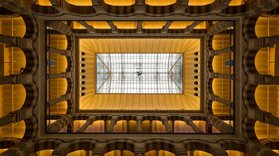 Magna Plaza, Amsterdam