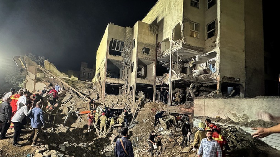Zerstörung in Teheran nach israelischen Angriff im Juni 2025.