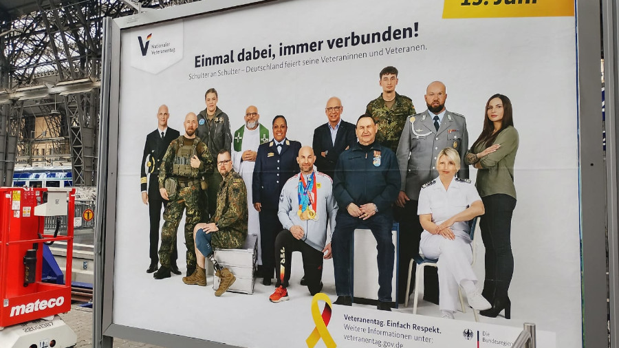 Plakat: Nationaler Veteranentag, 25. Juni 2025, erstmalig veranstaltet