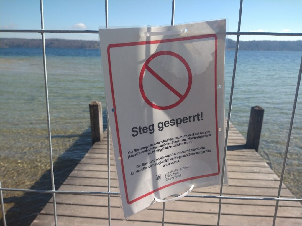 Corona-Maßnahmen: Steg gesperrt