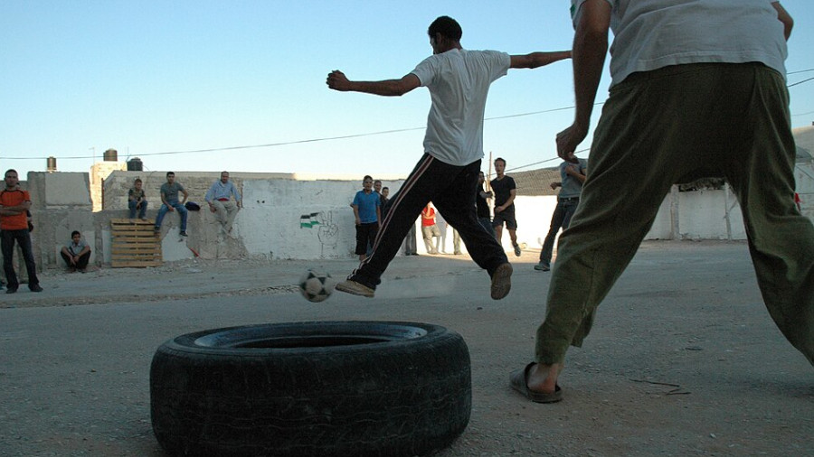 Fußballspiel in Palästina, 2004