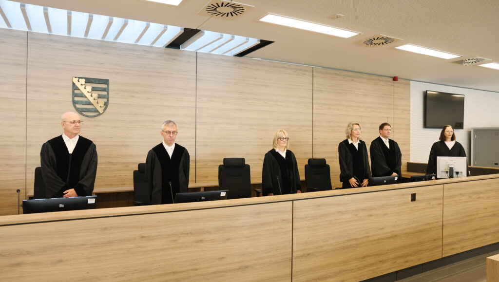 Prozessbeginn im Staatsschutzverfahren gegen Susann E., Vorsitzende Richterin am OLG Simone Herberger. Bild: Dirk Sukow