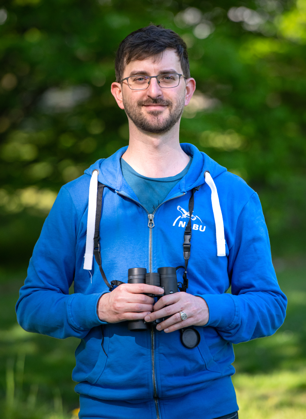 Die Geflügelpest sei wohl zuerst in geschlossenen Geflügelbetrieben zirkuliert, bevor die Kraniche angesteckt wurden, sagt der Ornithologe Martin Rümmler. | Foto: Nabu