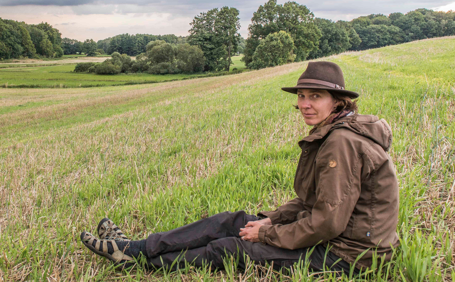 Vielleicht werden die Viren gar nicht in die Betriebe eingetrragen - sie sind schon dort. »Wir müssen die gesamte Geflügelhaltung neu denken«, sagt Svenja Furken von Provieh. | Foto: Michael Kukulenz