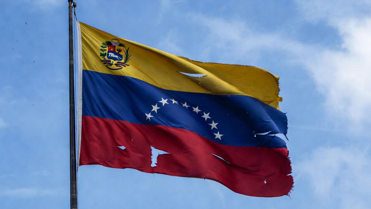 Zerrissene Venezuela-Flagge