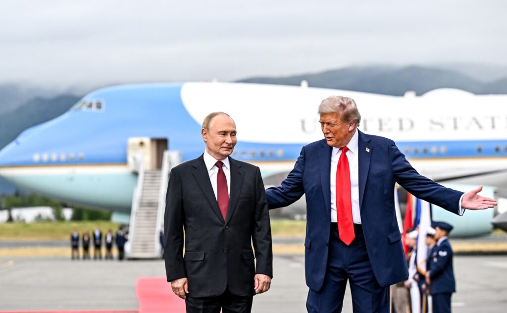 Wladimir Putin und Donald Trump in Anchorage