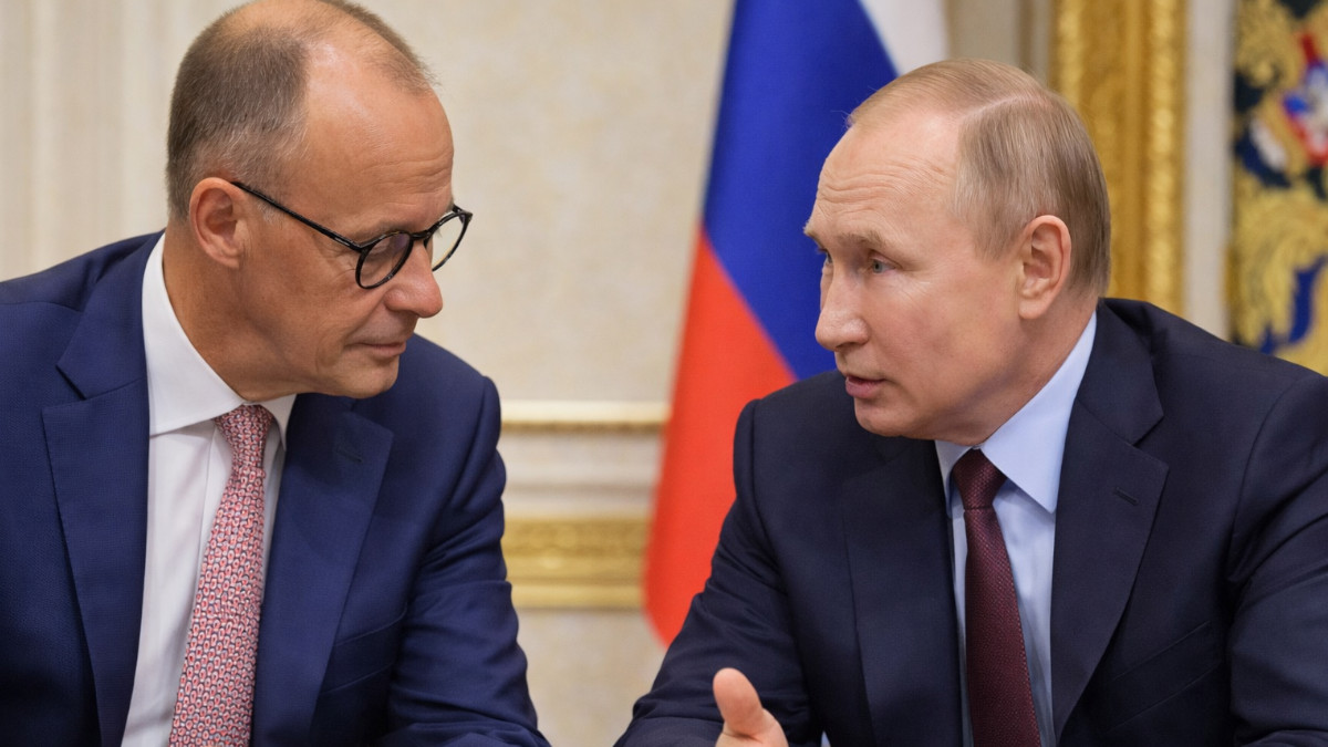 Merz spricht mit Putin.