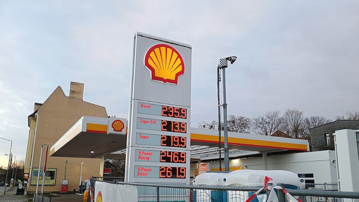 Benzinpreisschock, Esso-Tankstelle