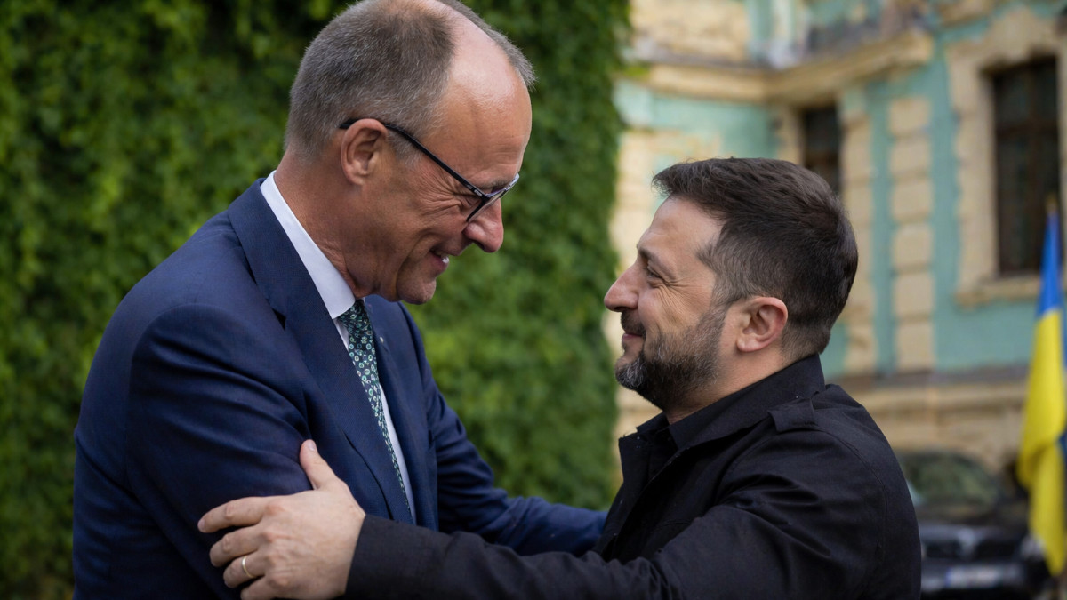 Merz und Selenskij, KI