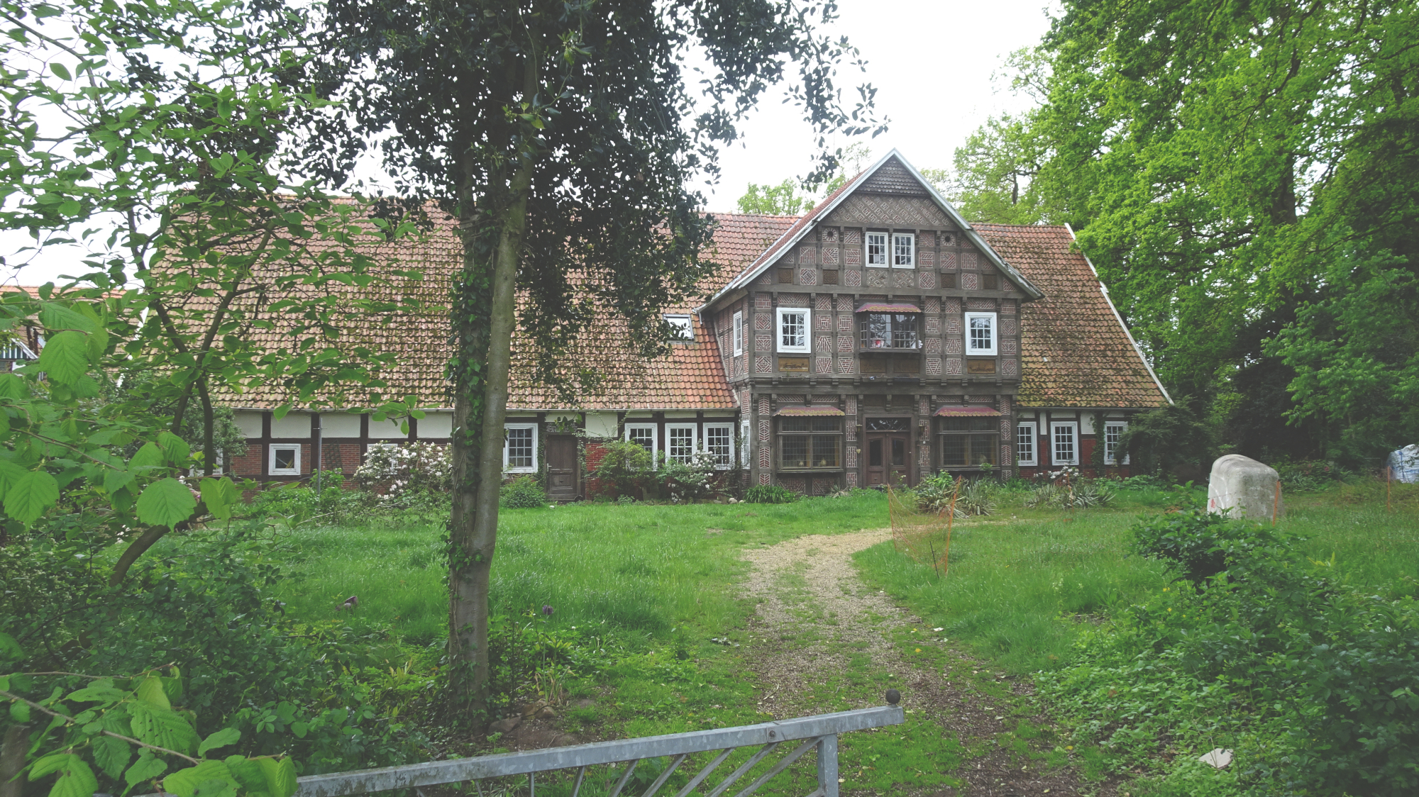 Seit dem 13. Jahrhundert sind sie Bauern, der Familienhof ist zur Zeit der Französischen Revolutioon gebaut. Beinahe aber wäre es nicht weitergegangen auf dem Hof Scherhorn in Berge. | Dieses und alle weiteren Fotos: Florian Schwinn