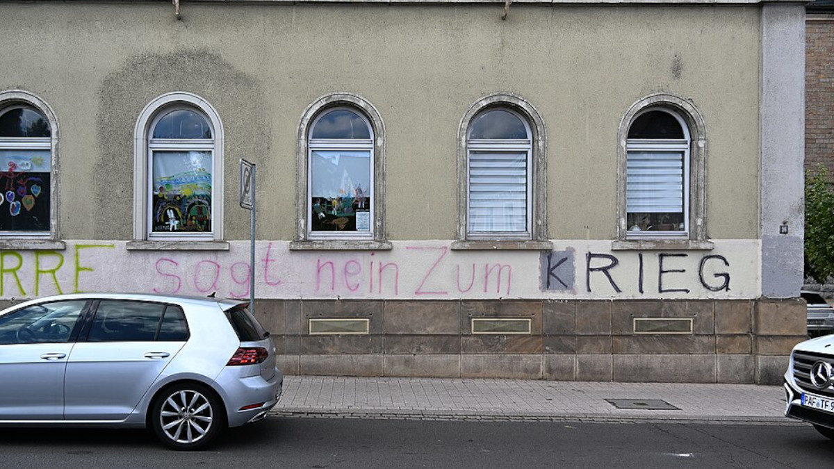 Sagt nein zum Krieg!, Graffiti