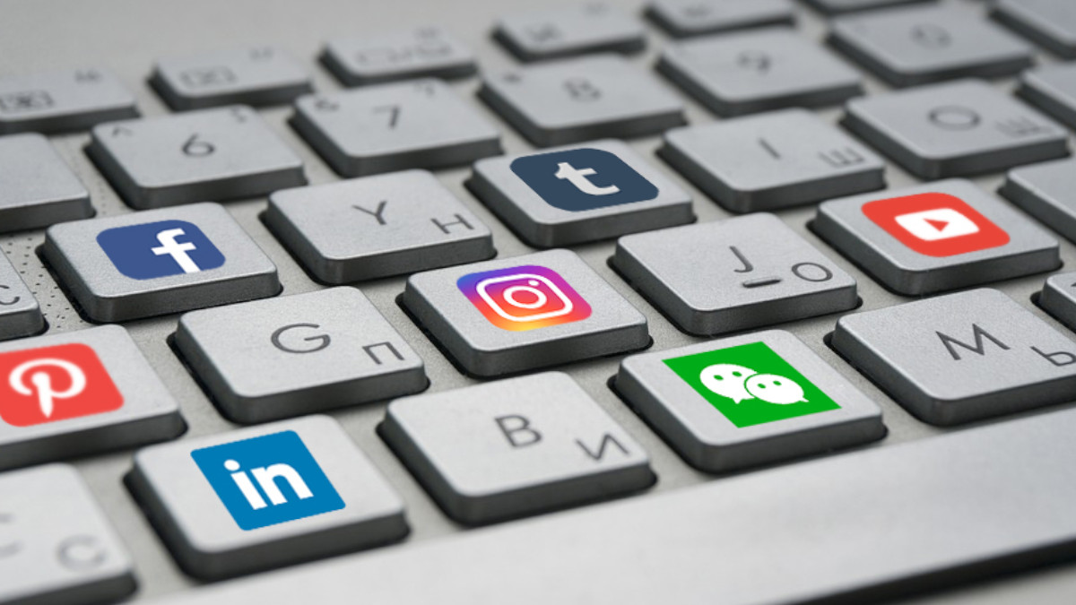 Tastatur, Social Media