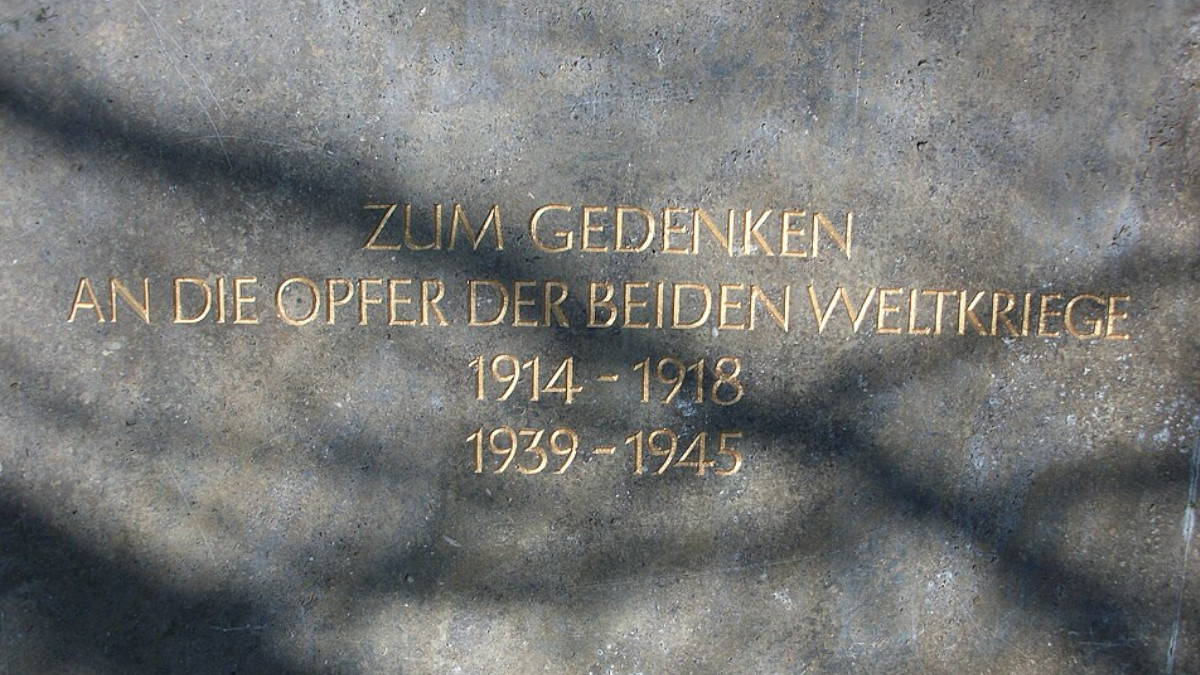Gedenktafel, Erster und Zweiter Weltkrieg