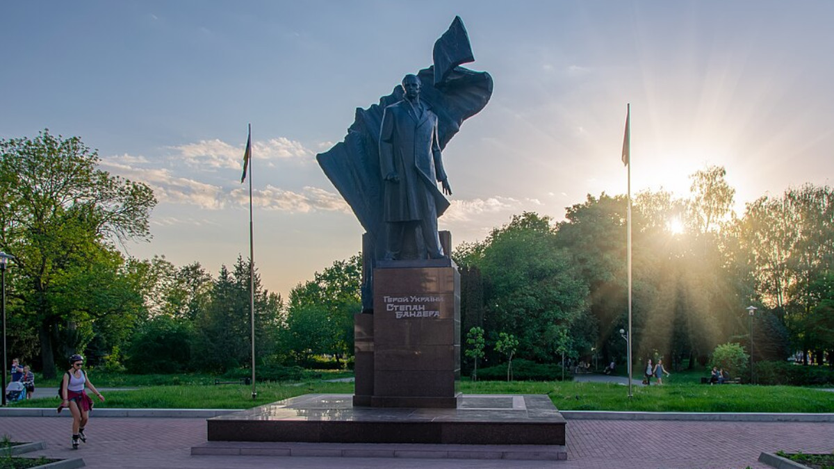 Statue von Stepan Bandera
